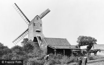 Hornchurch, the Windmill 1909