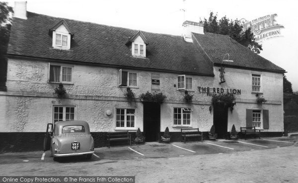 Photo of Horndean, The Red Lion c.1960