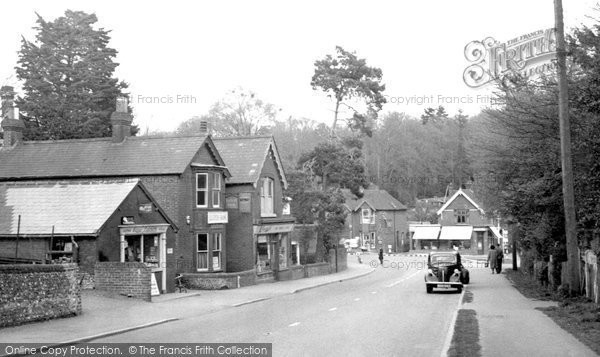 Photo of Horndean, The Village c.1955