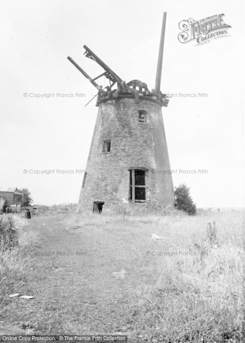 Photo of Horndean, The Windmill c.1965