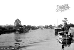 The Queen Of The Broads 1934, Horning
