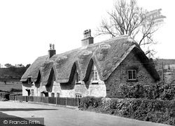 Horningsham, Old Cottages c1955