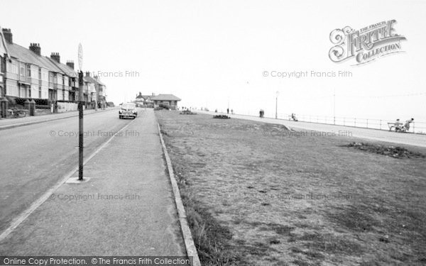 Photo of Hornsea, The North Promenade Gardens c.1955