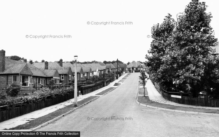 Photo of Horsforth, Brownberrie Crescent c.1965