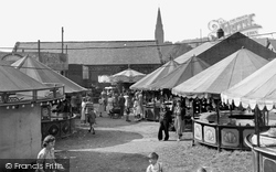 Fair At The Feast Field c.1955, Horsforth