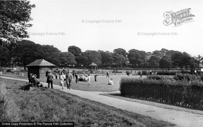 Photo of Horsforth, Hall Park c.1955