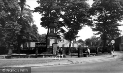 The Memorial c.1965, Horsforth