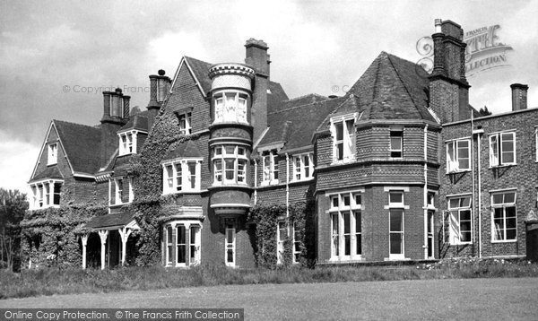 Photo of Horsham, Beedingwood, Roffey Park c.1955