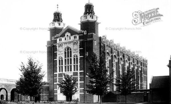 Photo of Horsham, Christ's Hospital Chapel 1902
