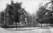 Christ's Hospital, Lamb Block 1902, Horsham