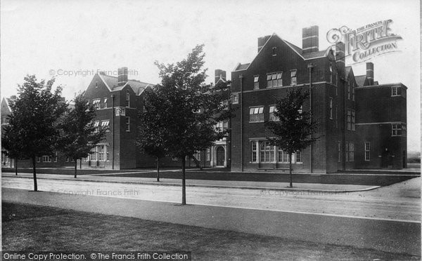 Photo Of Horsham Christs Hospital Middleton Block 1902