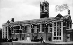 Christ's Hospital School 1907, Horsham
