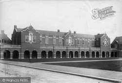 Christ's Hospital, Science School 1902, Horsham