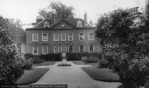 Photo of Horsham, Council Building c.1960
