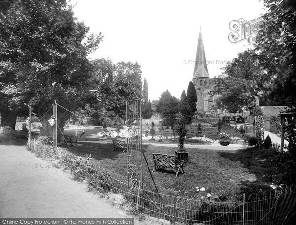 Photo of Horsham, Garden Of Remembrance 1927