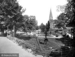 Garden Of Remembrance 1927, Horsham