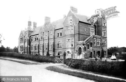 Grammar School 1893, Horsham