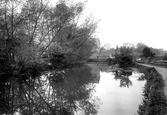 Mill Bay 1923, Horsham
