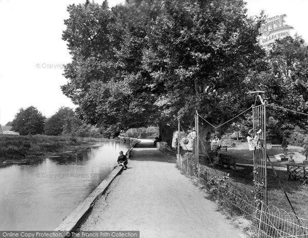 Photo of Horsham, Mill Bay 1927