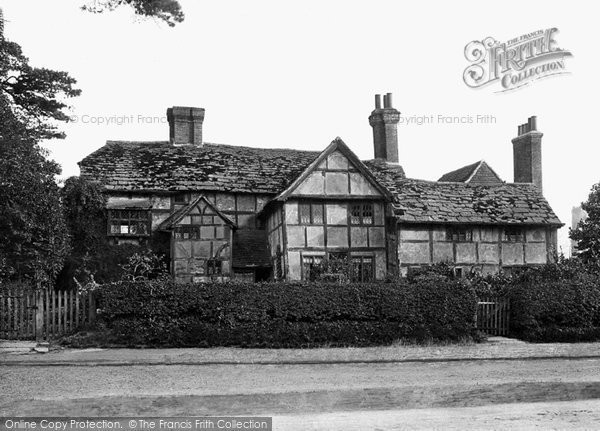 Photo of Horsham, North Chapel 1924
