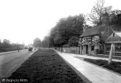 Horsham, North Street 1923