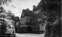 Roffey Park Hostel c.1955, Horsham
