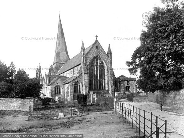 Photo of Horsham, St Mary's Church 1929