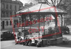 The Bandstand c.1950, Horsham