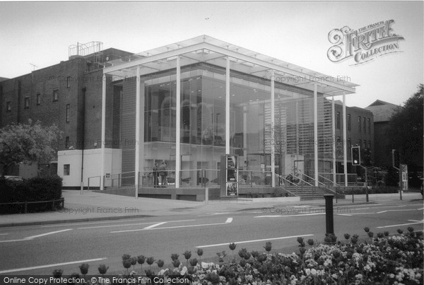 Photo of Horsham, The Capitol 2004