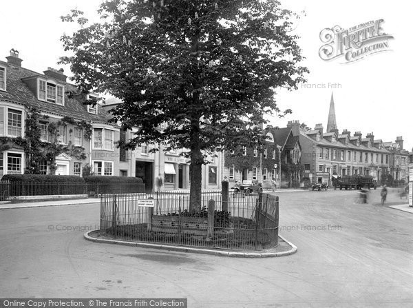 Photo of Horsham, The Carfax 1924