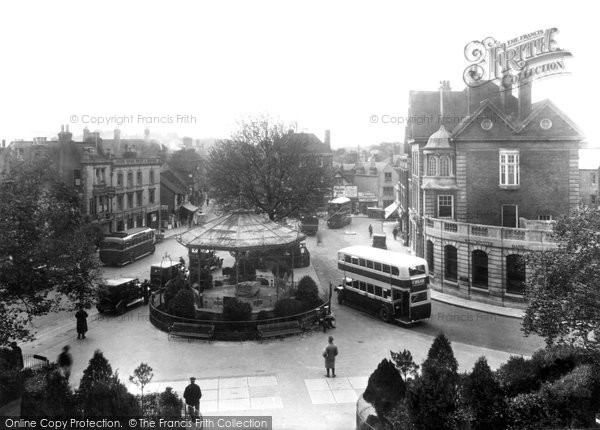 Photo of Horsham, The Carfax 1933