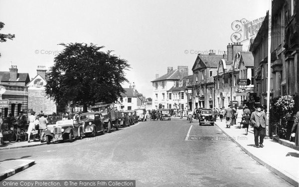 Photo of Horsham, The Carfax And The Gpo c.1950