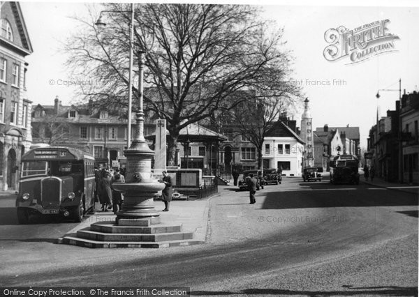 Photo of Horsham, The Carfax c.1950