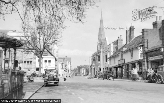Photo of Horsham, The Carfax c.1950