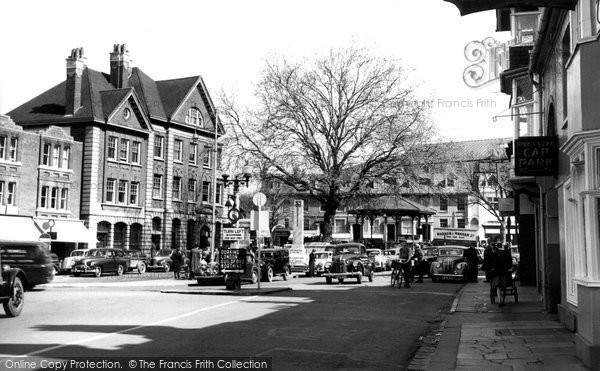Photo of Horsham, The Carfax c.1960