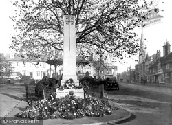 War Memorial c.1930, Horsham