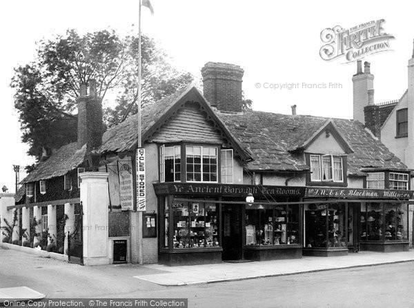 Photo of Horsham, Ye Olde Houses, London Road 1924