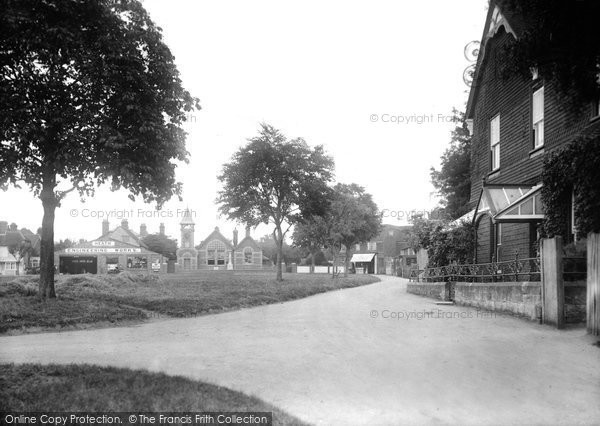 Photo of Horsmonden, The Village 1925