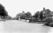 The Village 1925, Horsmonden