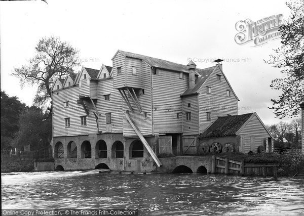 Photo of Horstead, The Mill c.1931