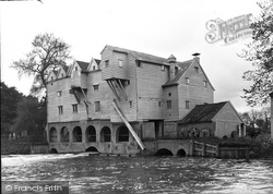 The Mill c.1931, Horstead