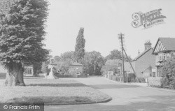 Colnbrook Road c.1955, Horton