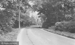 Colnbrook Road c.1960, Horton