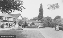 Colnbrook Road From The Green c.1960, Horton