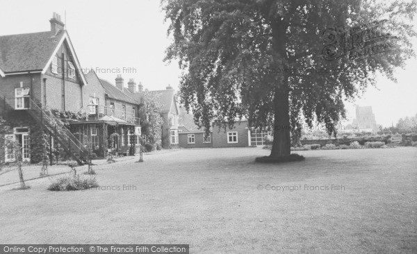 Photo of Horton, Gardeners Benevolent Country Home c.1960