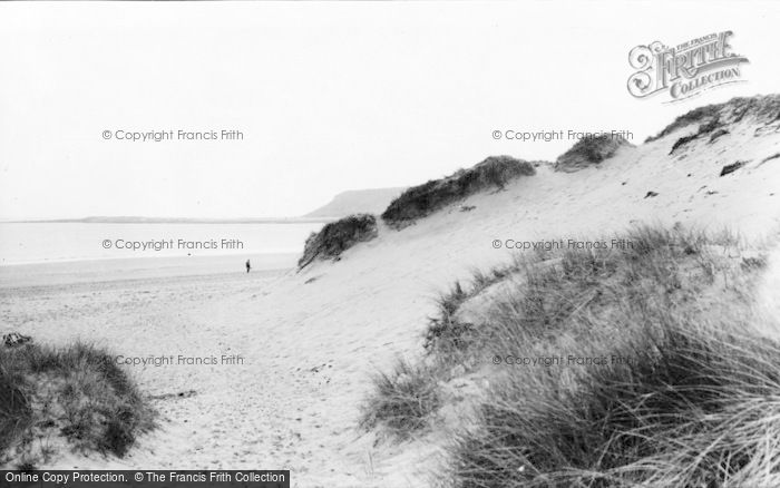 Photo of Horton, The Beach c.1960