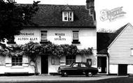 The Crown c.1960, Horton