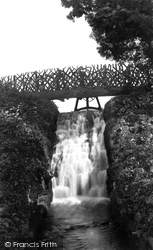 The Waterfall 1901, Hothfield