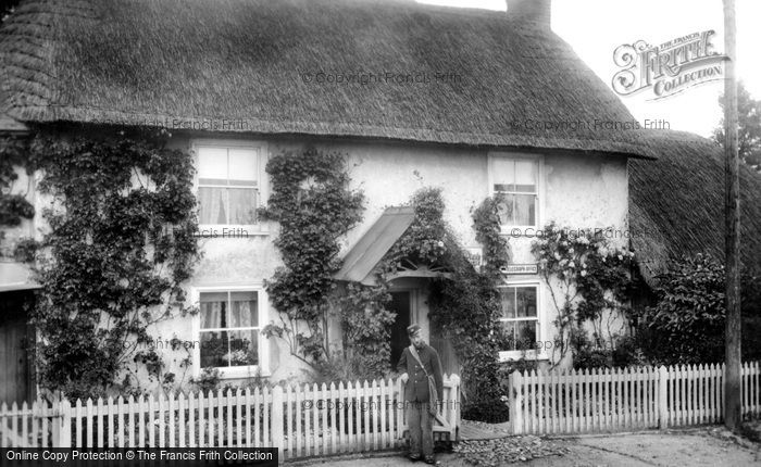 Photo of Houghton, Post Office 1904