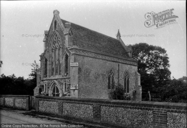 Photo of Houghton St Giles, Pilgrim's Chapel 1922